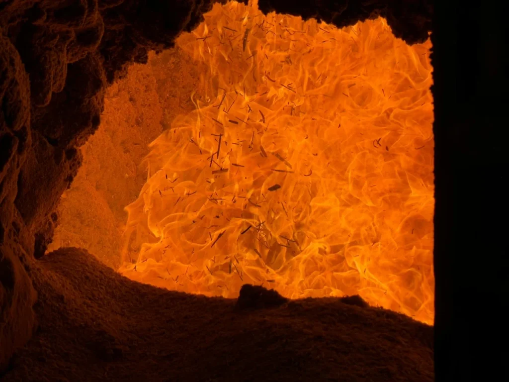 Flexible Furnace Solutions for Multi-Material Experiments