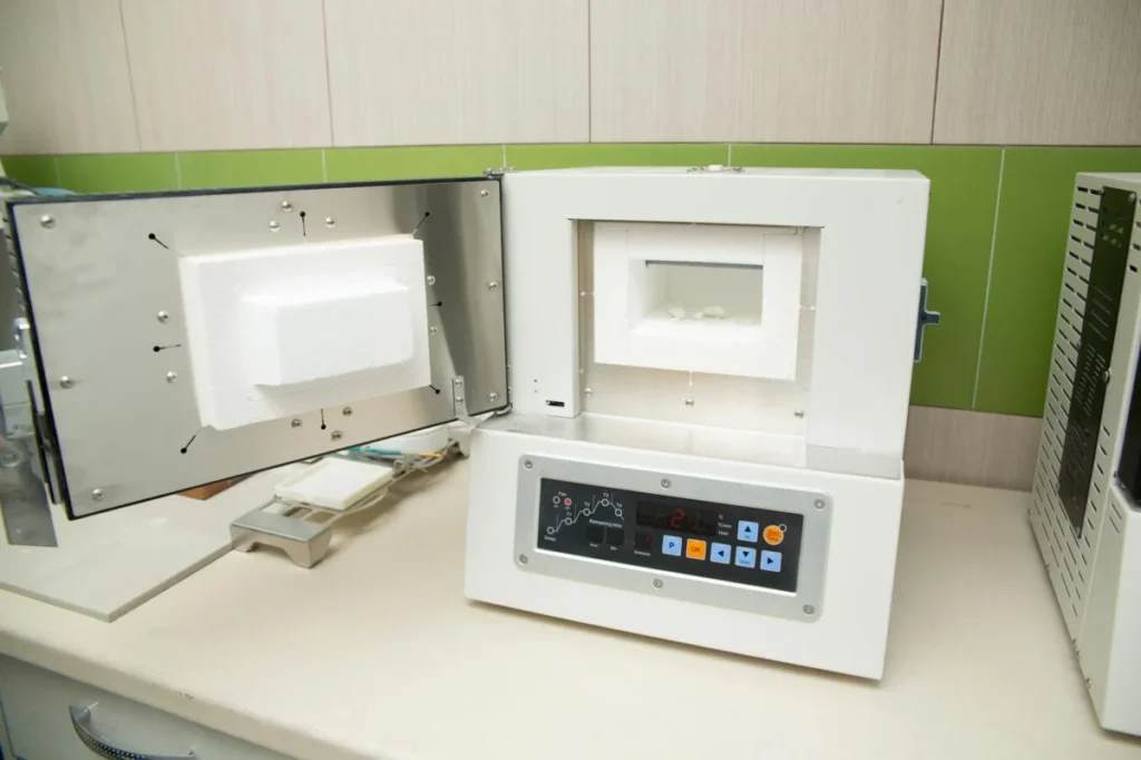 Vacuum Diffusion Welding vs Traditional Welding - Haoyue Vacuum Sintering Furnace | Advanced Sintering Equipment Manufacturer Vacuum Diffusion Welding vs Traditional Welding