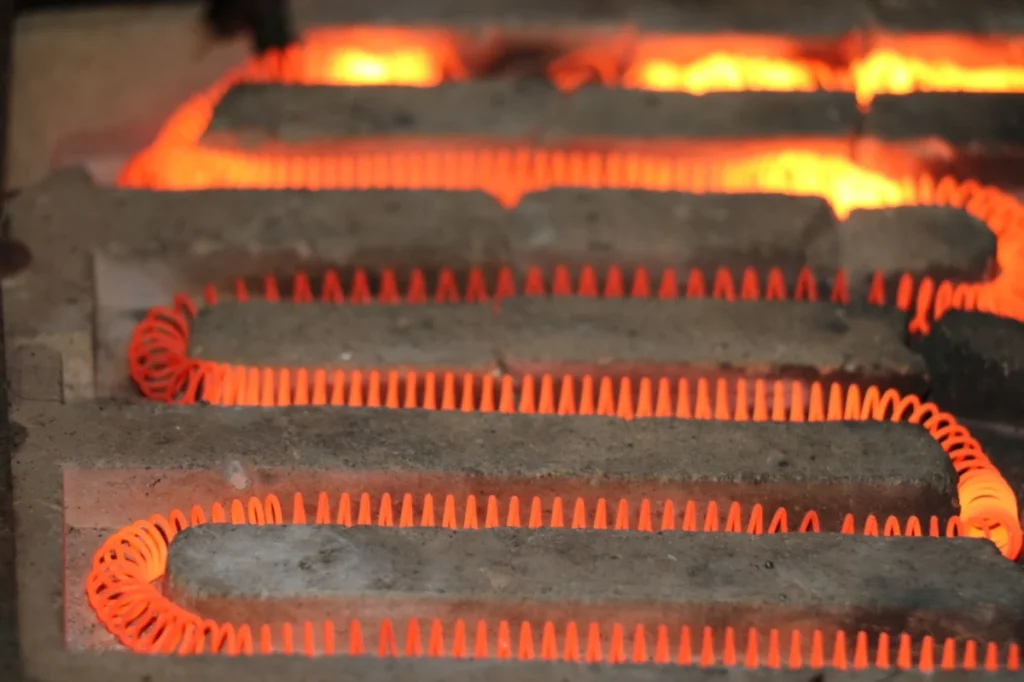 The Ultimate Guide to Advanced Thermal Processing: Choosing the Right Vacuum Furnace and Sintering Technology - HaoYue Group | Vacuum Furnace Manufacturer The Ultimate Guide to Advanced Thermal Processing: Choosing the Right Vacuum Furnace and Sintering Technology