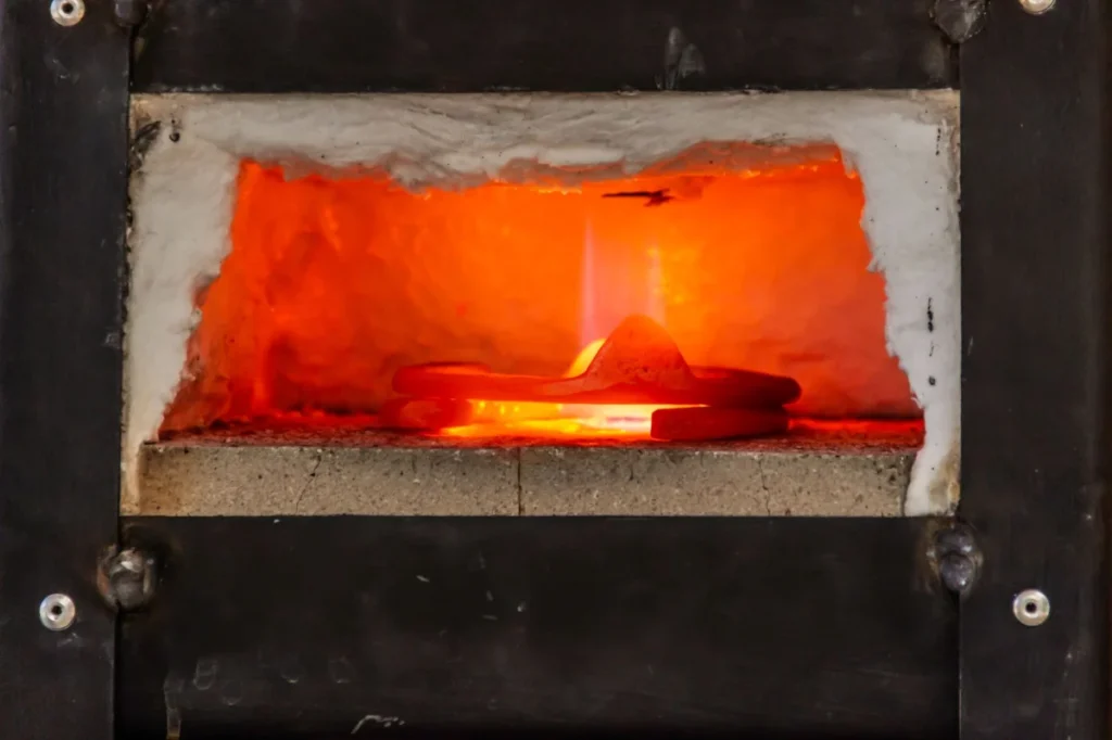 The Ultimate Guide to Advanced Thermal Processing: Choosing the Right Vacuum Sintering and Heat Treatment Technologies - HaoYue Group | Vacuum Furnace Manufacturer The Ultimate Guide to Advanced Thermal Processing: Choosing the Right Vacuum Sintering and Heat Treatment Technologies