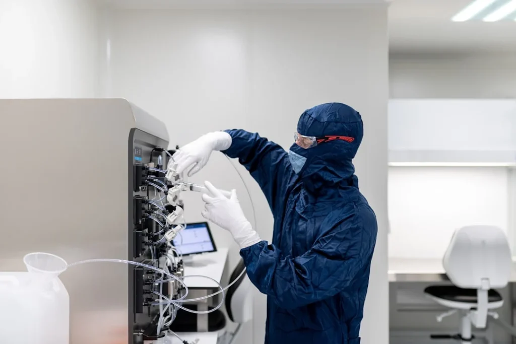 The Ultimate Guide to Industrial Vacuum Furnaces: Sintering, Heat Treatment, and Advanced Materials Processing - HaoYue Group | Vacuum Furnace Manufacturer The Ultimate Guide to Industrial Vacuum Furnaces: Sintering, Heat Treatment, and Advanced Materials Processing